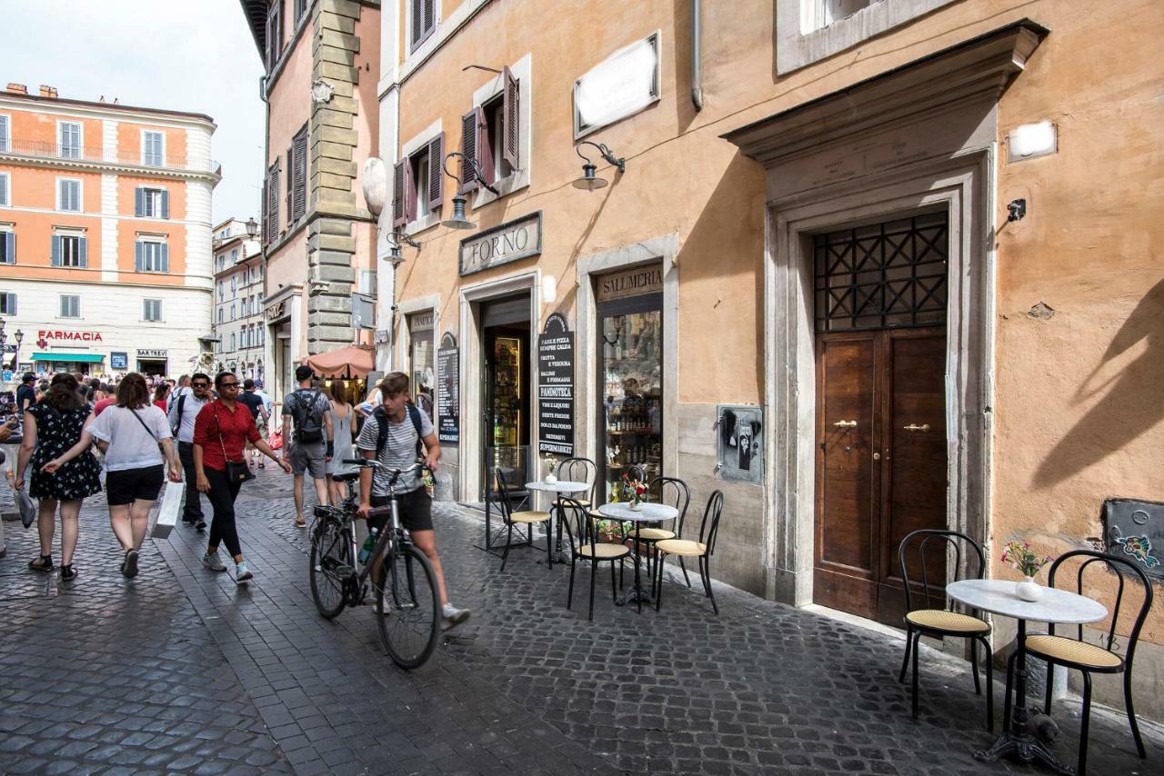 Apartment Trevinestrome - Exclusive Trevi Fountain View Rom